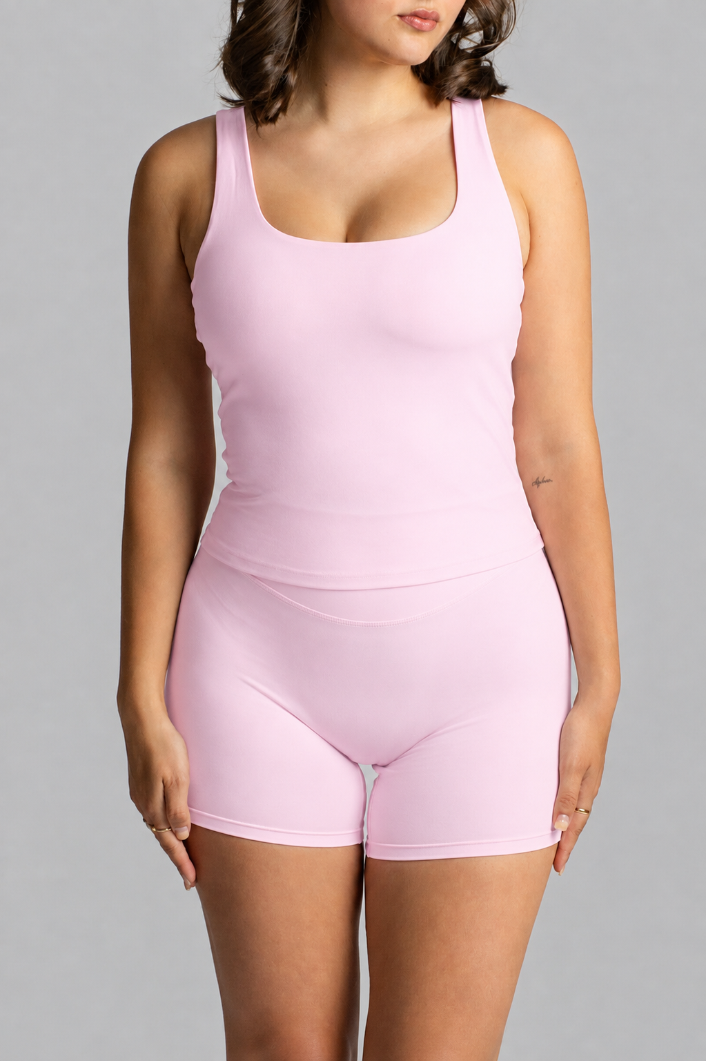 AURA SHORTS