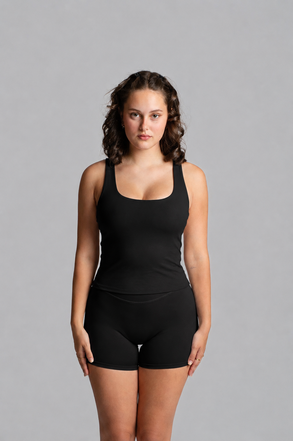 AURA SEAMLESS TANK