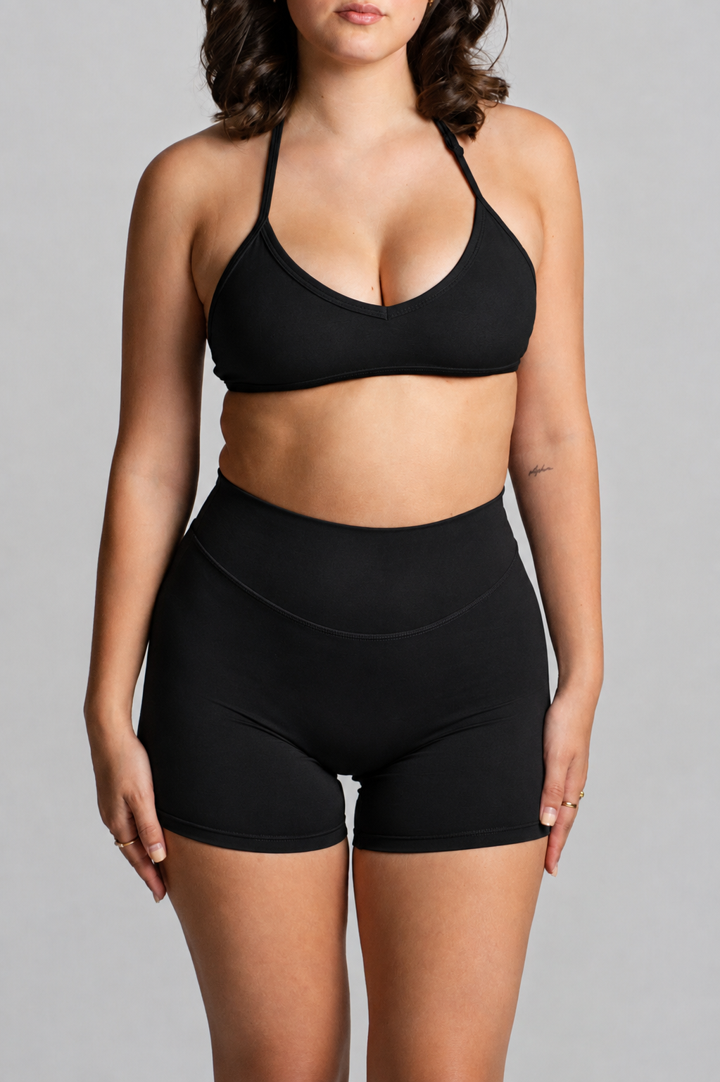 AURA SHORTS